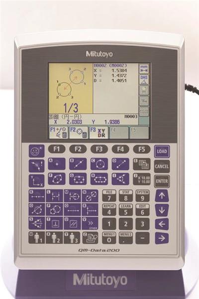 264-156A - QM-Data200, Data Processing Unit, 2-D Geometry Measurement Capabilities, Color LCD Display, USB Memory, CSV Output, Arm Mount Type for Profile Projectors