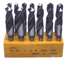 AK81-013 - 17/32 -1 Inch by 32nds HSS 13-Piece 1/2 Inch Reduced Shank Silver & Deming Drill Set with Wooden Stand